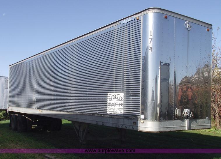 image for item 5503 1971 Great Dane 810T 40' van trailer