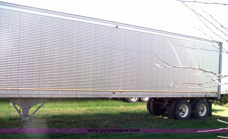 image for item 5503 1971 Great Dane 810T 40' van trailer