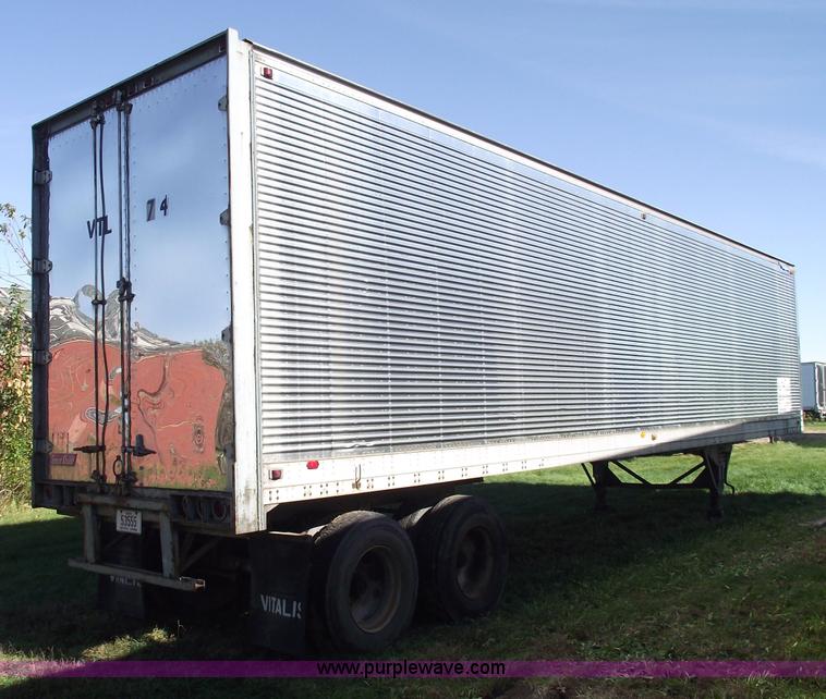 image for item 5503 1971 Great Dane 810T 40' van trailer