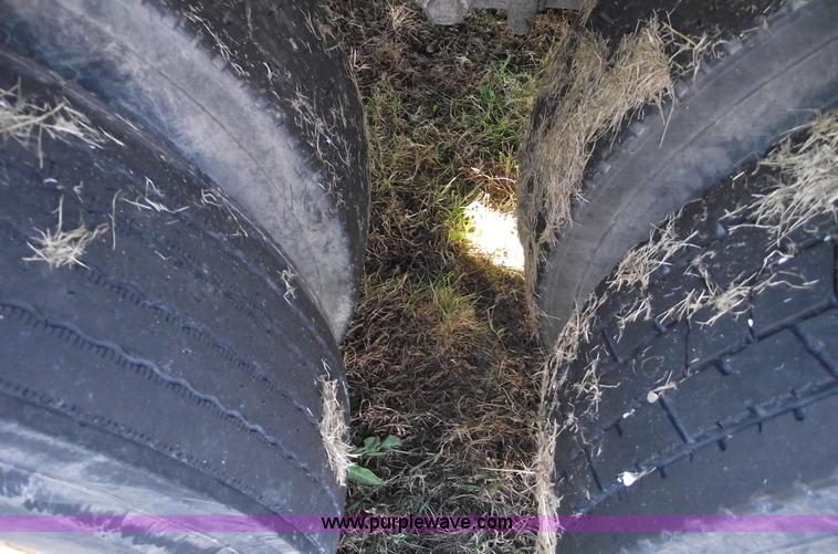 image for item 5503 1971 Great Dane 810T 40' van trailer