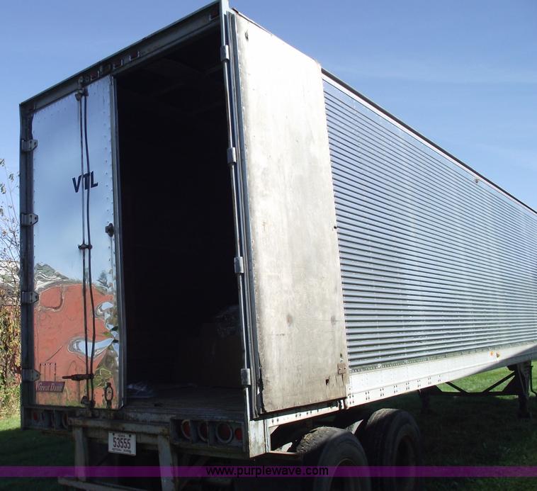 image for item 5503 1971 Great Dane 810T 40' van trailer