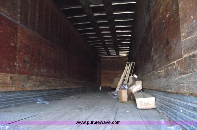 image for item 5503 1971 Great Dane 810T 40' van trailer