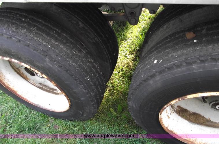 image for item 5504 1980 Great Dane 48' van trailer