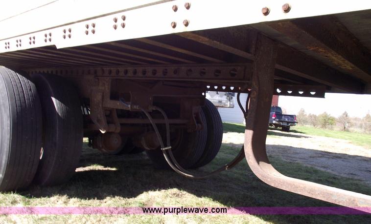 image for item 5506 1989 Stoughton AWW-485TSC 48' van trailer