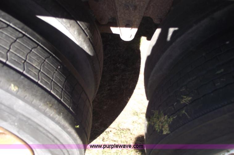 image for item 5506 1989 Stoughton AWW-485TSC 48' van trailer