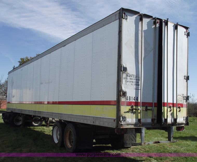 image for item 5507 1986 Fruehauf 48' van trailer