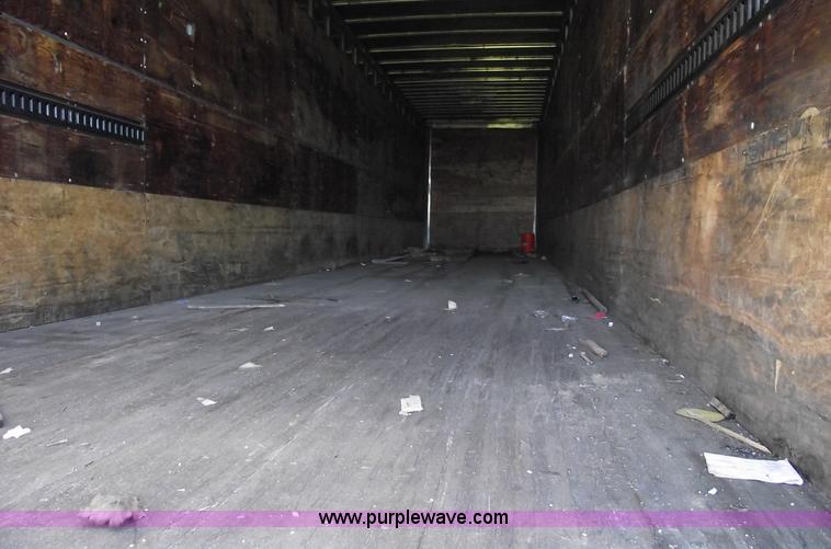 image for item 5507 1986 Fruehauf 48' van trailer