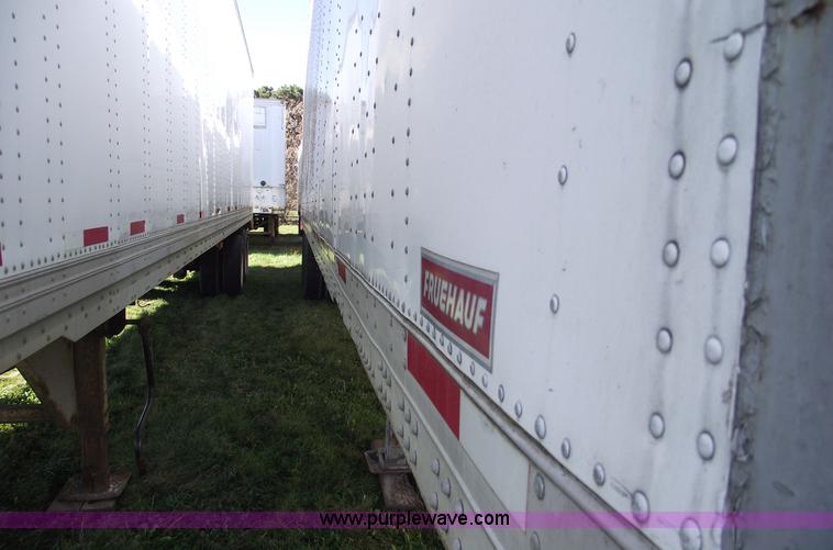image for item 5508 1987 Fruehauf 48' van trailer