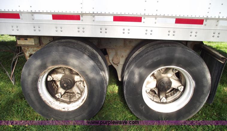 image for item 5508 1987 Fruehauf 48' van trailer