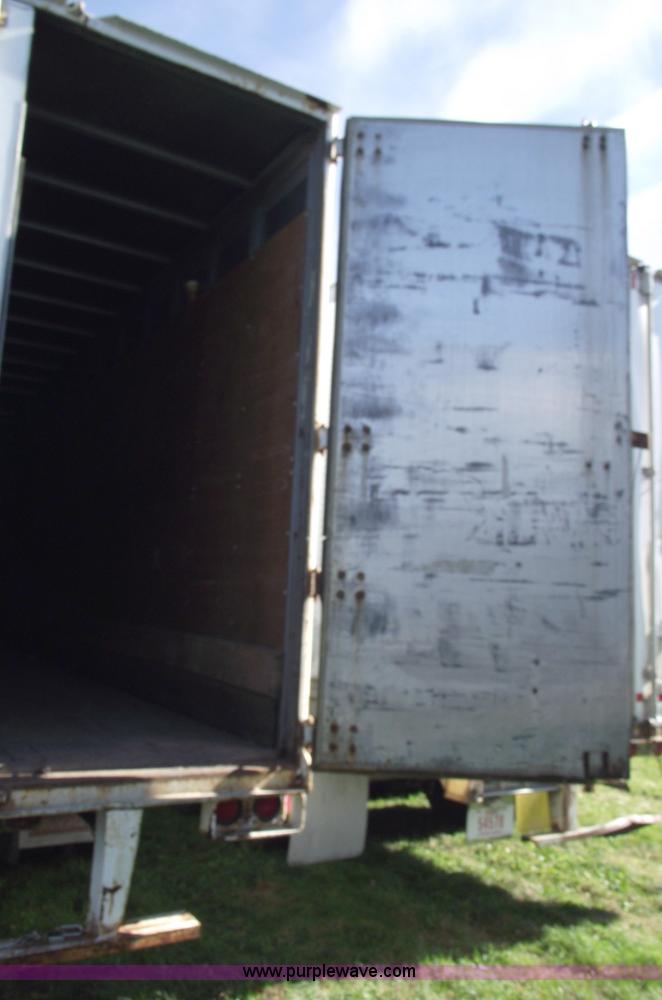 image for item 5508 1987 Fruehauf 48' van trailer