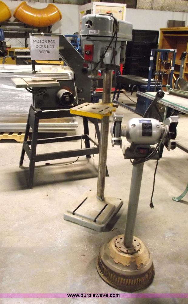 image for item 5515 Assorted tools