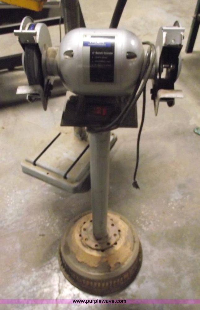 image for item 5515 Assorted tools