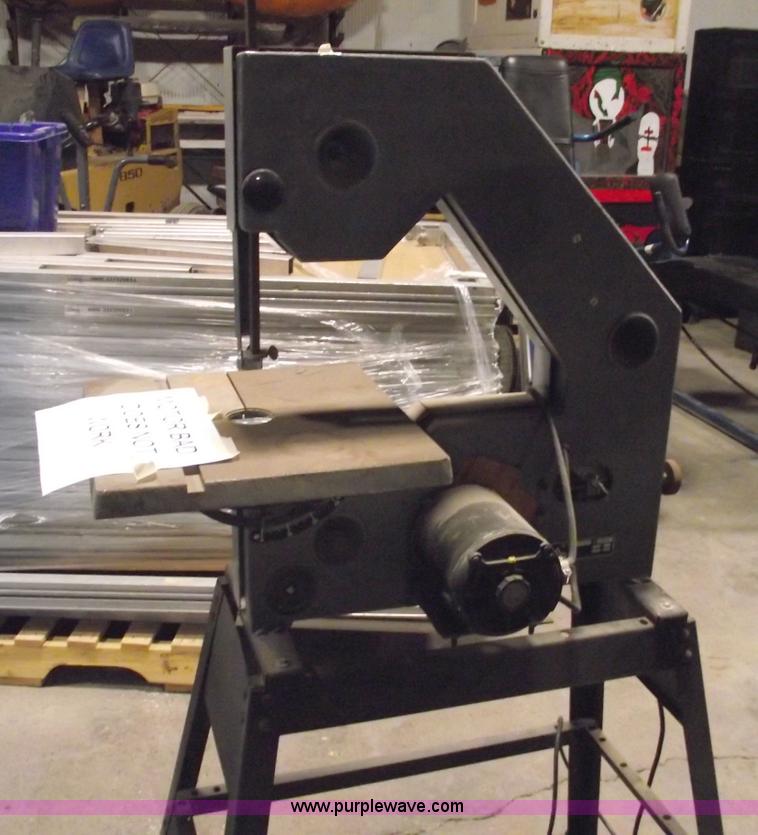 image for item 5515 Assorted tools