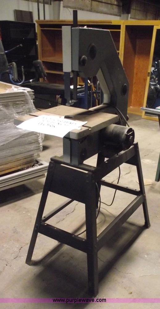 image for item 5515 Assorted tools