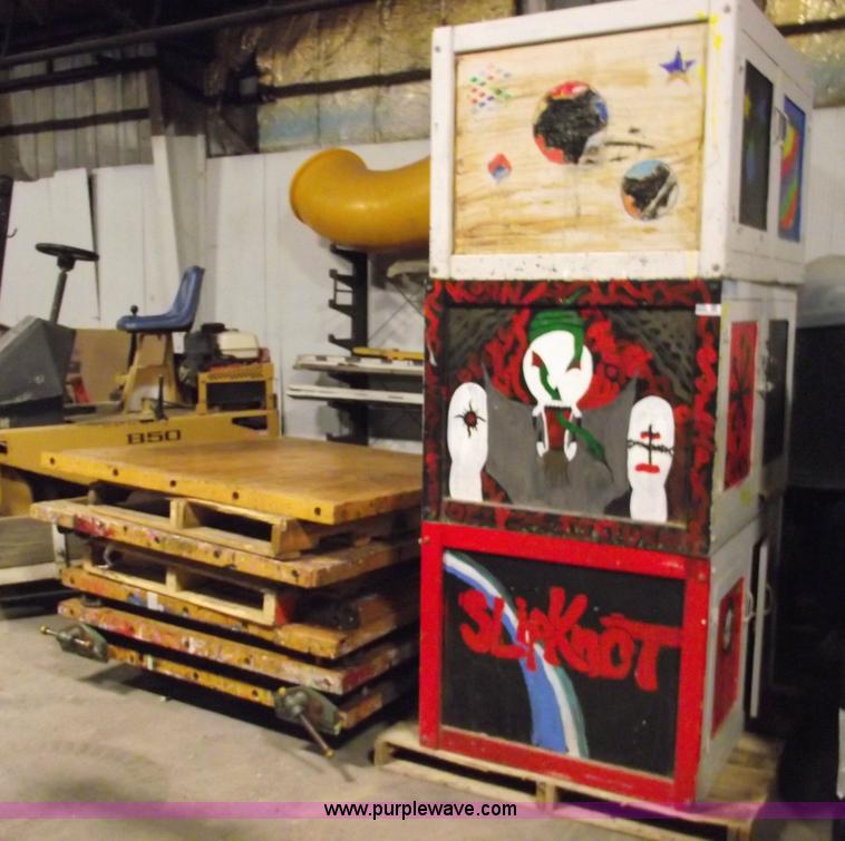 image for item 5529 (3) four person work benches