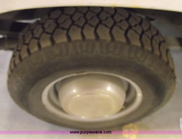 image for item 5531 1997 Ford Econoline E250 van