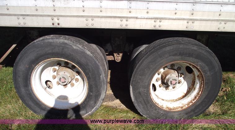 image for item 5532 1986 Great Dane 744TL 48' van trailer