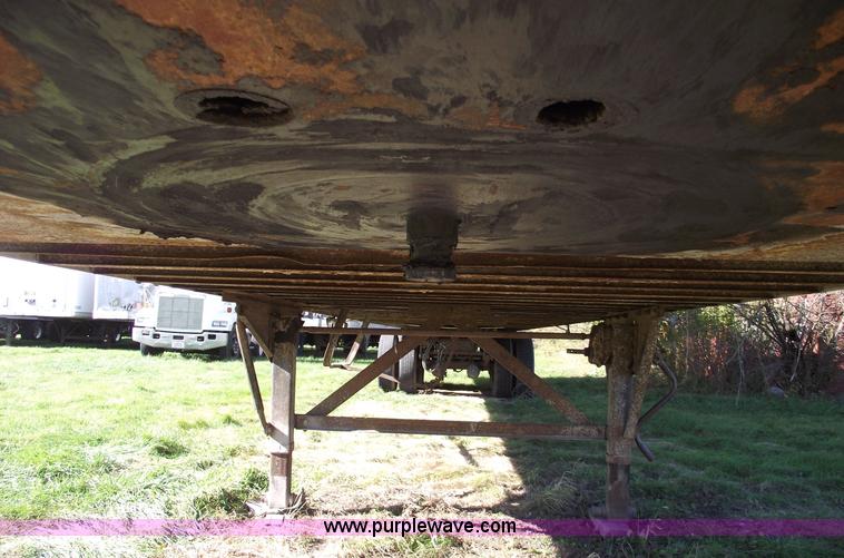 image for item 5532 1986 Great Dane 744TL 48' van trailer