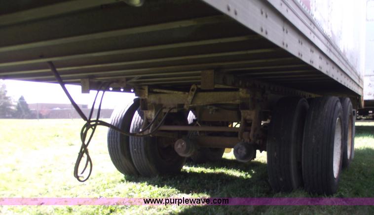 image for item 5533 1992 Trailmobile 01JA 48' van trailer