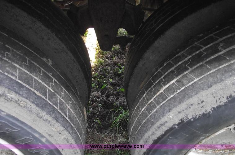 image for item 5534 1987 Trailmobile 48' van trailer