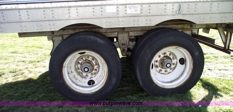 image for item 5535 1986 Great Dane 8101-TJWL 48' van trailer