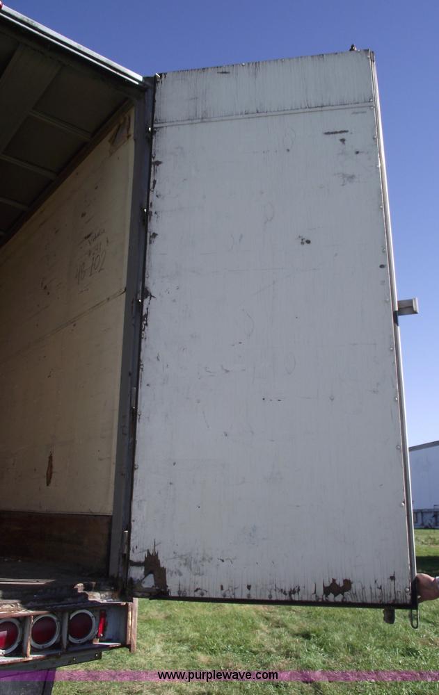 image for item 5535 1986 Great Dane 8101-TJWL 48' van trailer