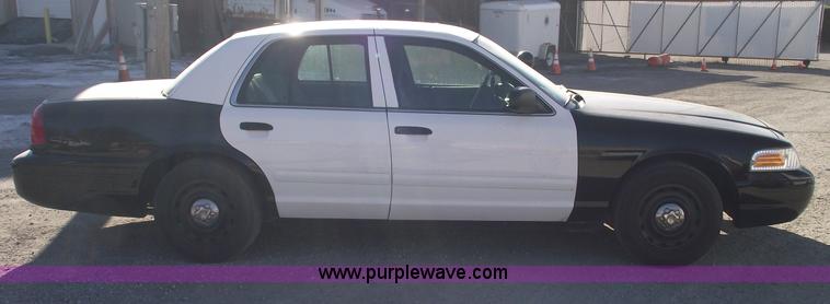 image for item 5541 2007 Ford Crown Victoria Police Interceptor