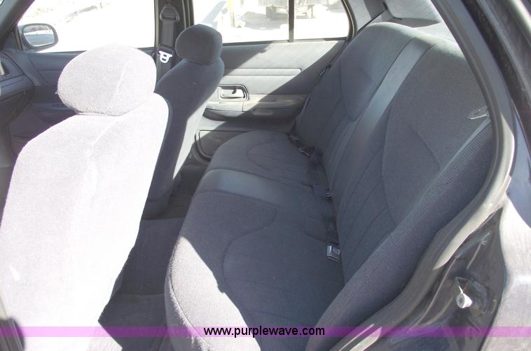 image for item 5542 2000 Ford Crown Victoria Police Interceptor