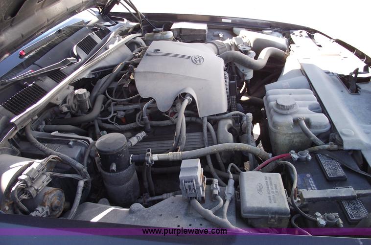 image for item 5542 2000 Ford Crown Victoria Police Interceptor