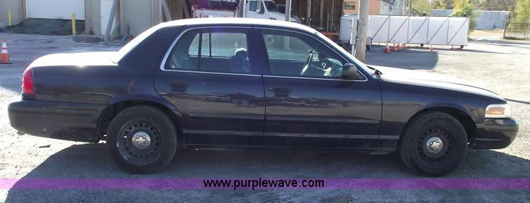 image for item 5544 2000 Ford Crown Victoria Police Interceptor