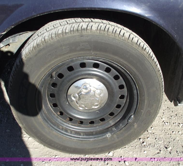 image for item 5544 2000 Ford Crown Victoria Police Interceptor