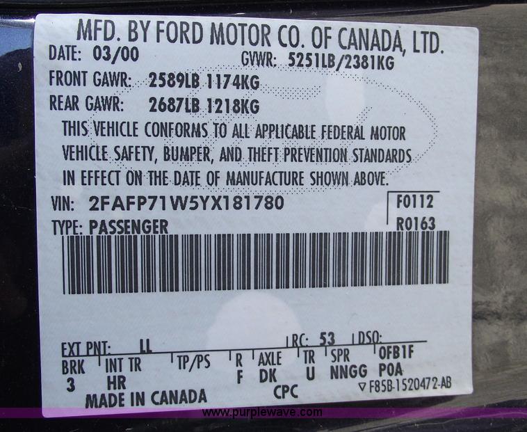 image for item 5544 2000 Ford Crown Victoria Police Interceptor