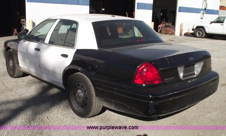 image for item 5545 2007 Ford Crown Victoria Police Interceptor