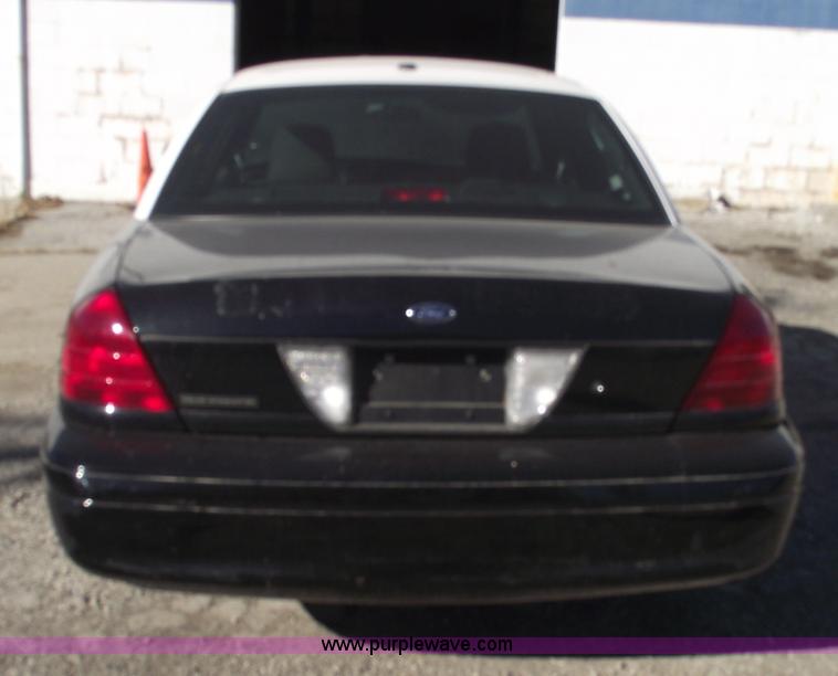 image for item 5545 2007 Ford Crown Victoria Police Interceptor