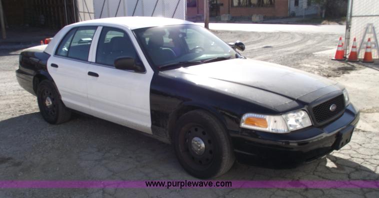 image for item 5545 2007 Ford Crown Victoria Police Interceptor