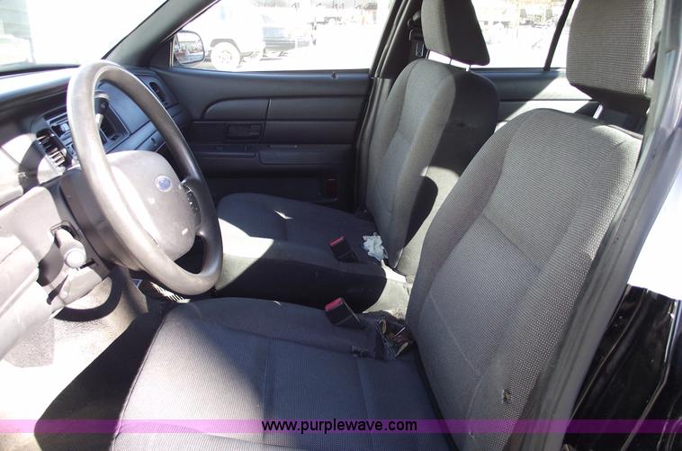 image for item 5545 2007 Ford Crown Victoria Police Interceptor