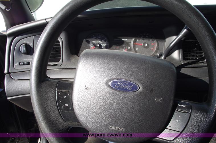 image for item 5545 2007 Ford Crown Victoria Police Interceptor