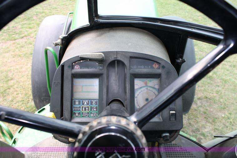 image for item 4718 1992 John Deere 4960 MFWD tractor
