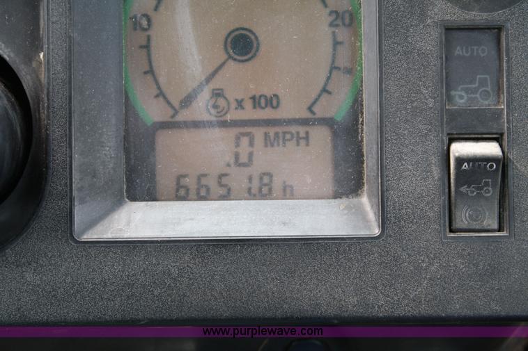 image for item 4718 1992 John Deere 4960 MFWD tractor