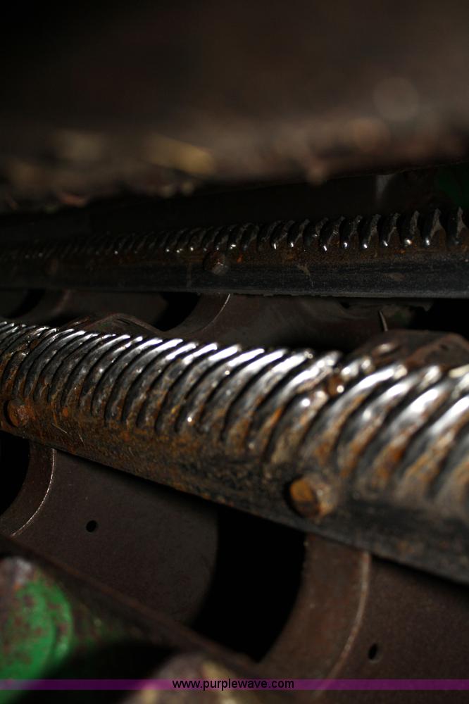 image for item 4719 1990 John Deere 9600 RWA combine