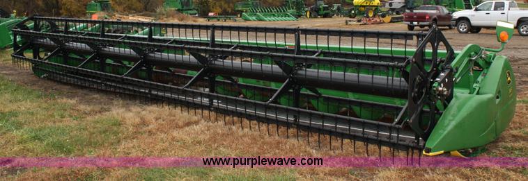 image for item 4724 John Deere 630F flex platform