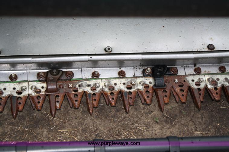 image for item 4724 John Deere 630F flex platform