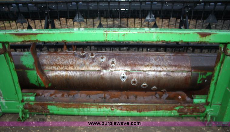 image for item 4726 John Deere 930 flex platform