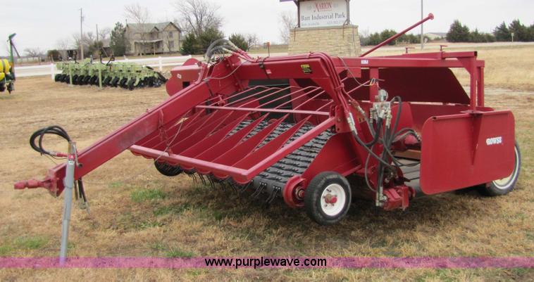 image for item 5130 2005 Rowse windrow merger