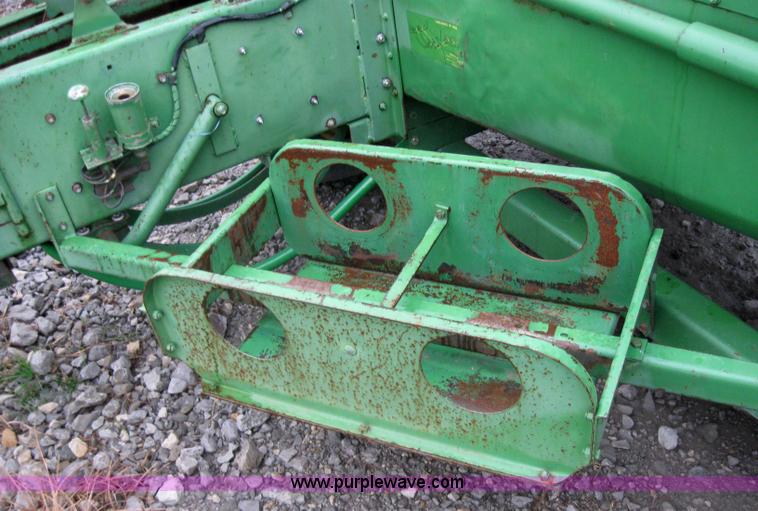 image for item 5202 John Deere 346 square baler