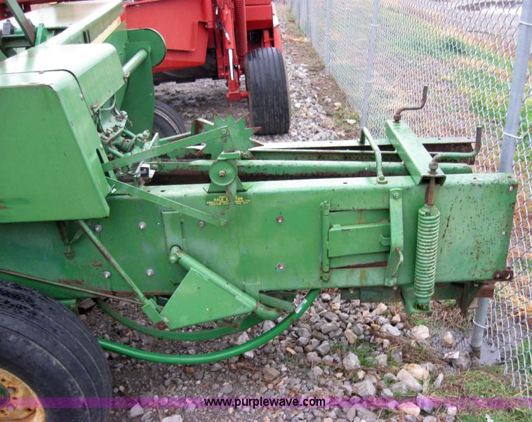 image for item 5202 John Deere 346 square baler