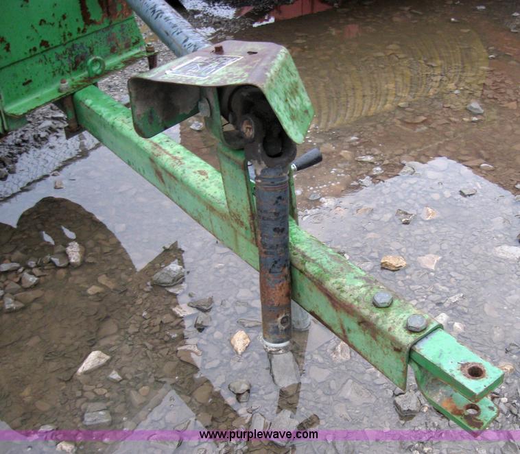 image for item 5202 John Deere 346 square baler