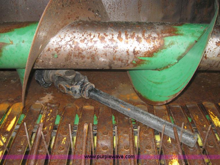 image for item 5202 John Deere 346 square baler