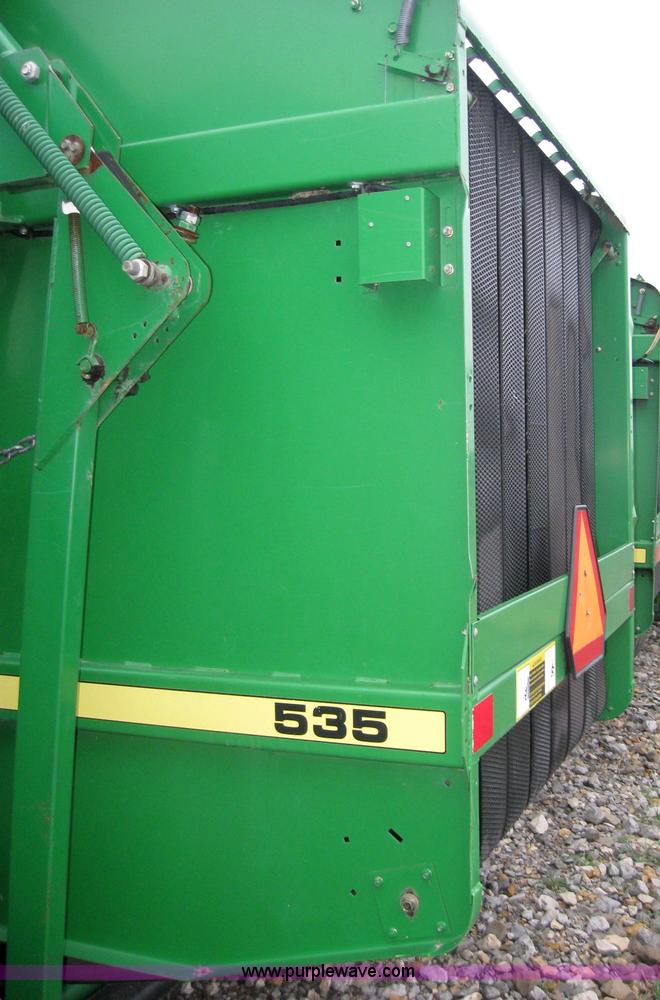 image for item 5203 John Deere 535 5x6 round baler