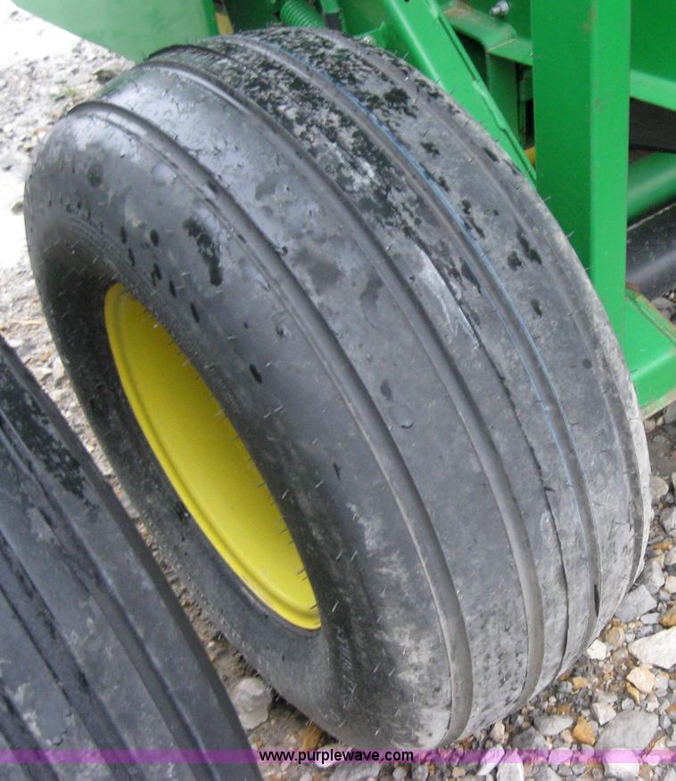 image for item 5203 John Deere 535 5x6 round baler